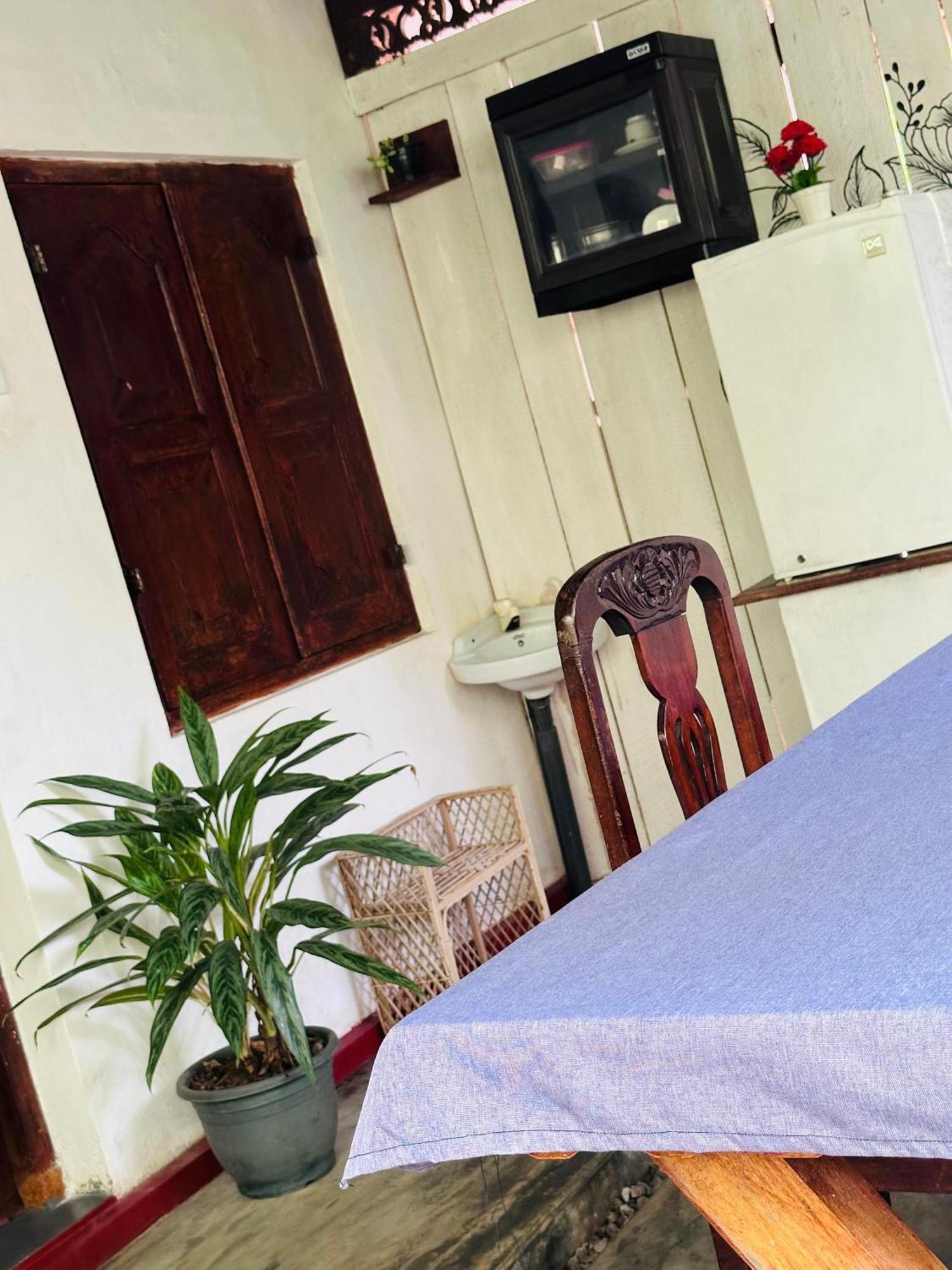 Bed and Breakfast Venora Hiriketiya Dikwella Sur Exterior foto